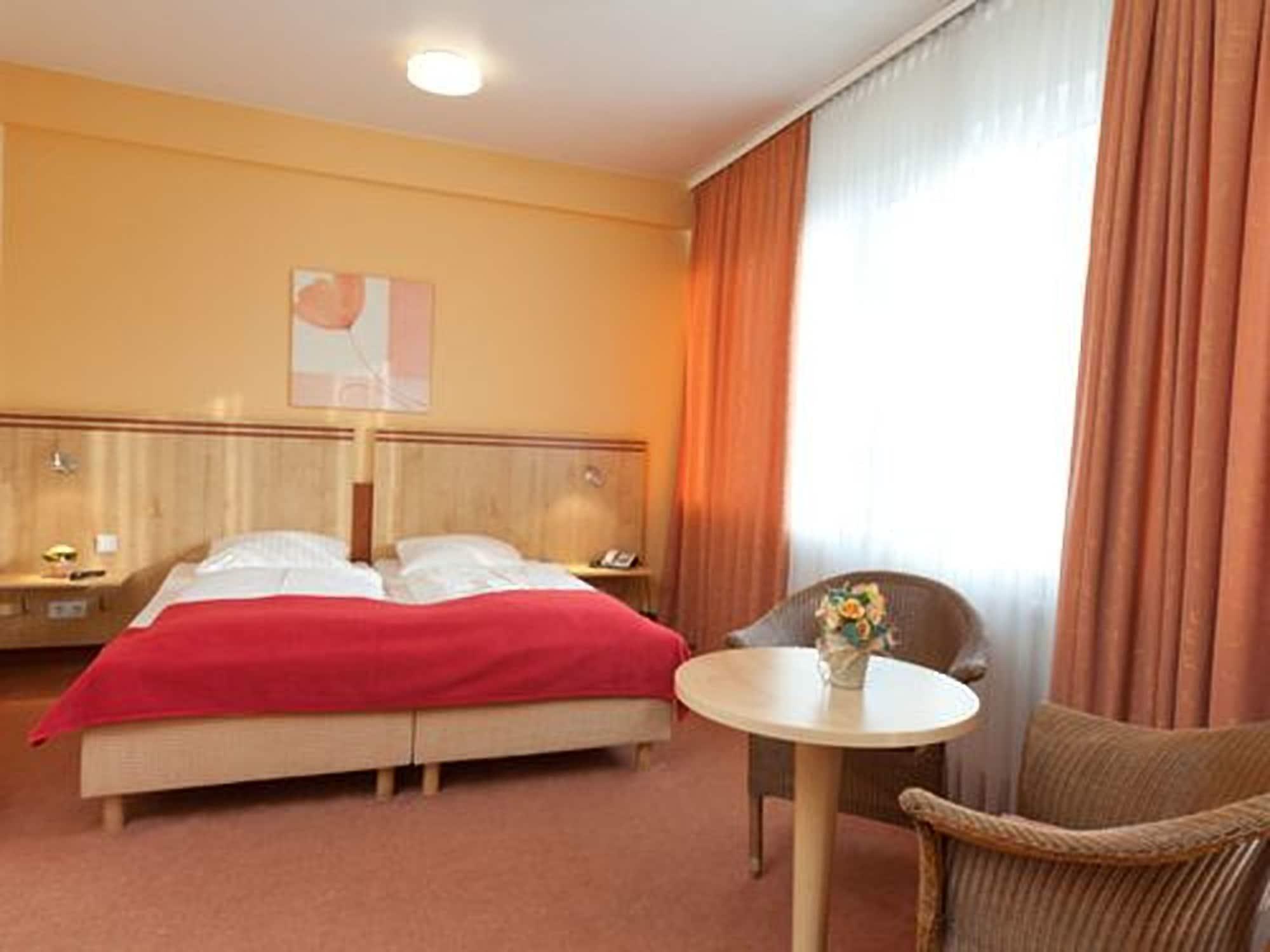 Hotel Imperial Гамбург Экстерьер фото