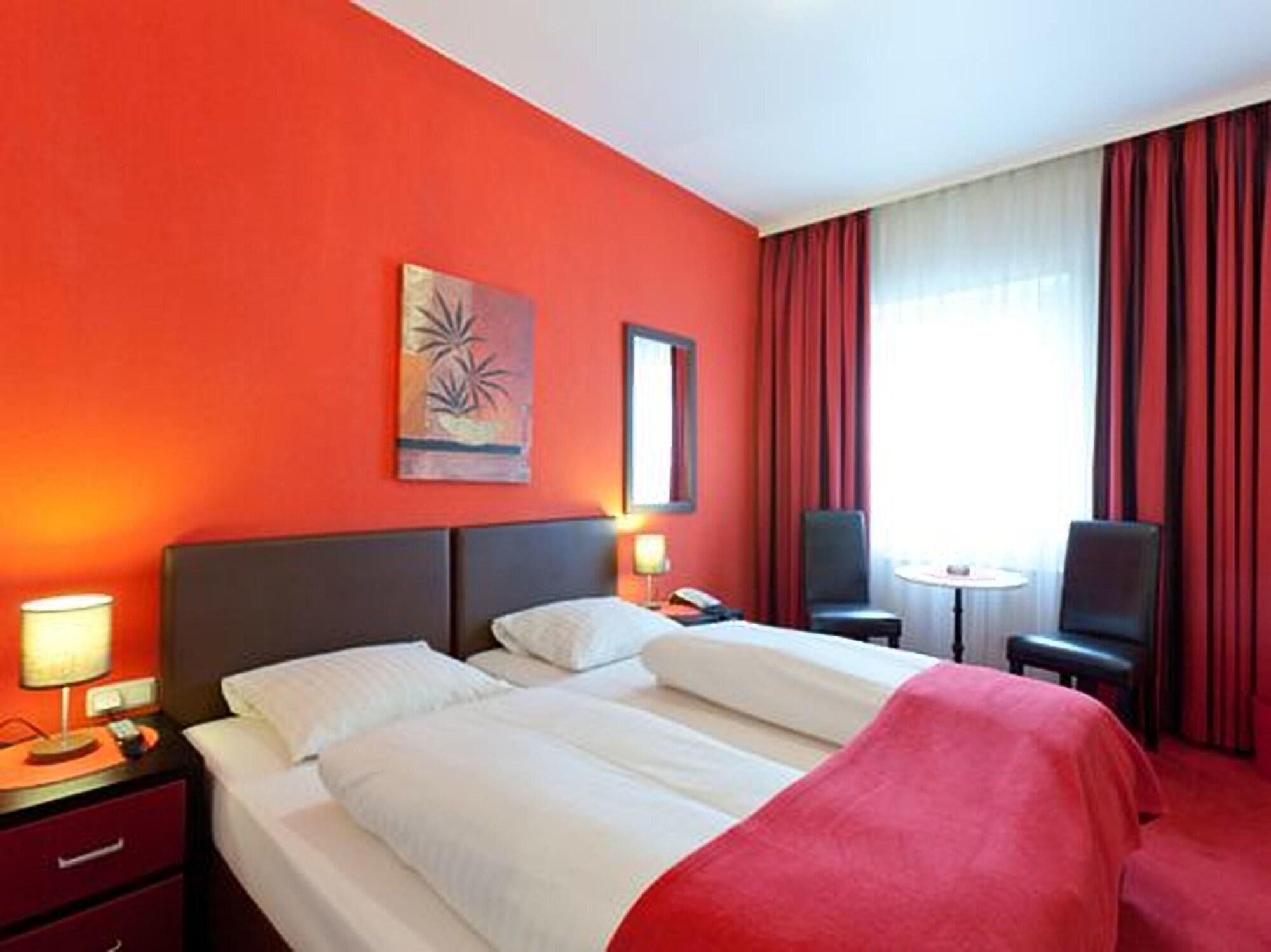 Hotel Imperial Гамбург Экстерьер фото