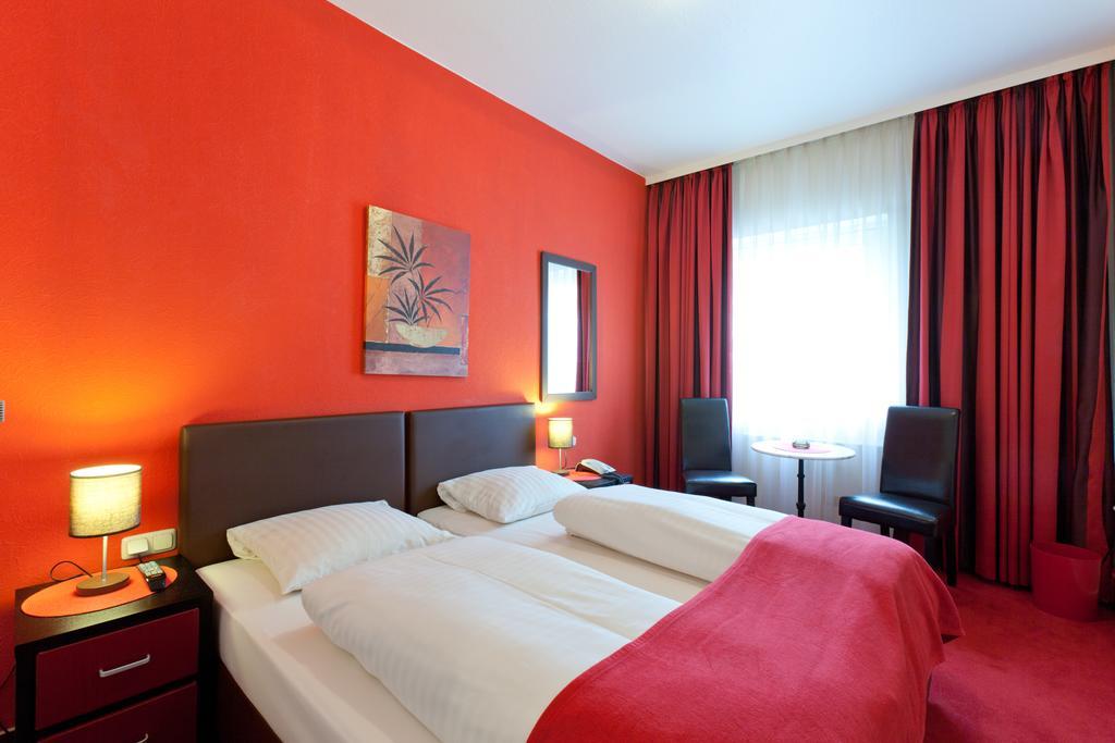 Hotel Imperial Гамбург Экстерьер фото